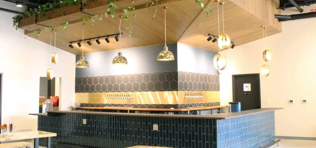 Round trip brewery interior